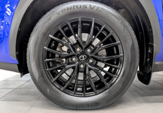 Подержанный автомобиль Lexus NX 2016 года (18 фото)