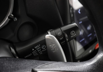 Подержанный автомобиль Mitsubishi ASX 2012 года (14 фото)