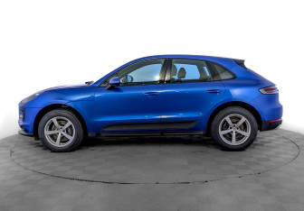 Подержанный автомобиль Porsche Macan 2021 года (8 фото)