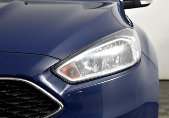 Подержанный автомобиль Ford Focus Hatchback 2017 года (5 фото)