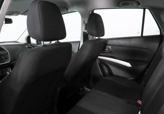 Подержанный автомобиль Suzuki SX4 Hatchback 2021 года (9 фото)