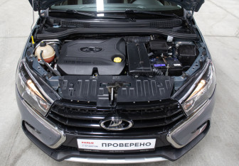 Подержанный автомобиль LADA (ВАЗ) Vesta Wagon 2017 года (9 фото)