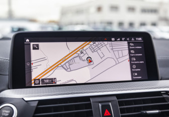 Подержанный автомобиль BMW X4 2020 года (22 фото)