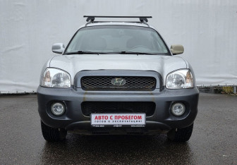 Подержанный автомобиль Hyundai Santa Fe 2003 года (2 фото)