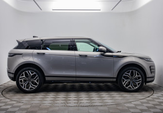 Подержанный автомобиль Land Rover Range Rover Evoque 2022 года (6 фото)