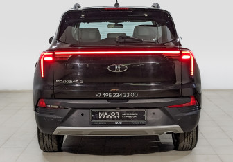 Подержанный автомобиль Москвич 3 2023 года (6 фото)