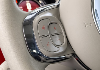 Подержанный автомобиль Fiat 500 Hatchback 2021 года (27 фото)