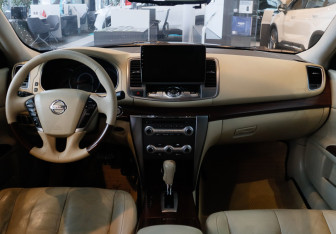 Подержанный автомобиль Nissan Teana 2012 года (12 фото)