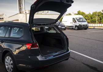 Подержанный автомобиль Volkswagen Passat Wagon 2019 года (14 фото)