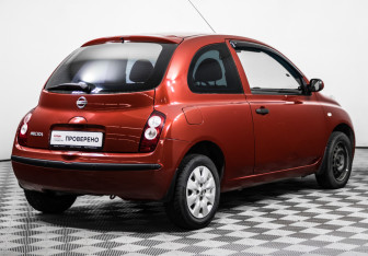 Подержанный автомобиль Nissan Micra Hatchback 2006 года (5 фото)
