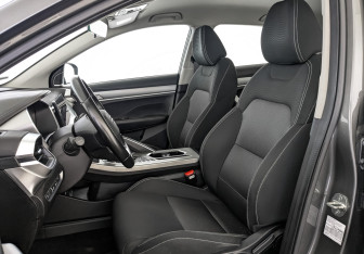 Подержанный автомобиль Geely Coolray 2022 года (20 фото)