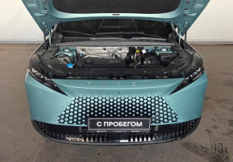 Подержанный автомобиль Omoda C7 2025 года (18 фото)