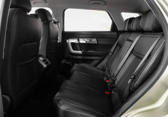 Подержанный автомобиль Jaecoo J7 2024 года (9 фото)