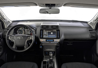 Подержанный автомобиль Toyota Land Cruiser Prado 2021 года (14 фото)