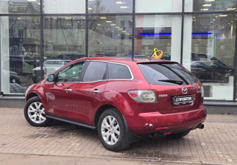 Подержанный автомобиль Mazda CX-7 2008 года (6 фото)