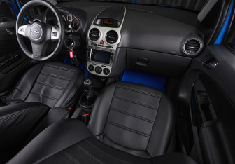 Подержанный автомобиль Opel Corsa 2007 года (19 фото)