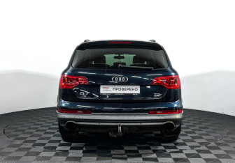 Подержанный автомобиль Audi Q7 2011 года (6 фото)