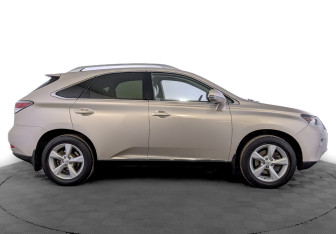 Подержанный автомобиль Lexus RX 2014 года (4 фото)