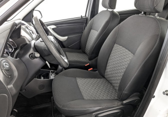 Подержанный автомобиль LADA (ВАЗ) Largus Wagon 2021 года (20 фото)