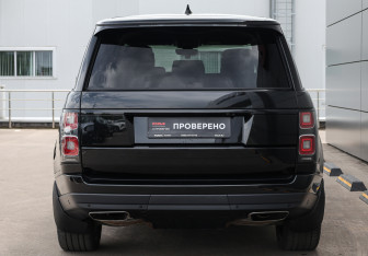 Подержанный автомобиль Land Rover Range Rover 2020 года (6 фото)