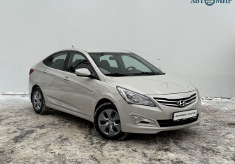 Подержанный автомобиль Hyundai Solaris Sedan 2015 года (3 фото)