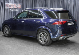Подержанный автомобиль Mercedes-Benz GLE 2020 года (7 фото)