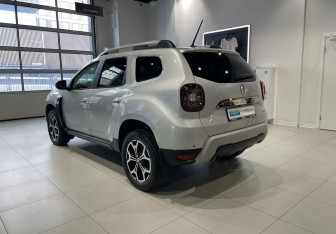 Подержанный автомобиль Renault Duster 2021 года (6 фото)