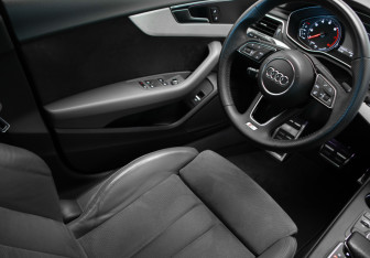 Подержанный автомобиль Audi A5 Liftback 2019 года (19 фото)