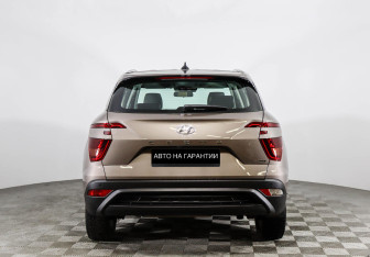 Подержанный автомобиль Hyundai Creta 2022 года (4 фото)