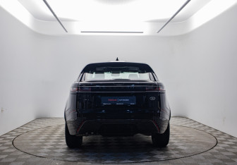 Подержанный автомобиль Land Rover Range Rover Velar 2019 года (6 фото)