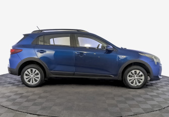Подержанный автомобиль Kia Rio Hatchback 2021 года (4 фото)