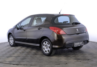 Подержанный автомобиль Peugeot 308 Hatchback 2012 года (7 фото)