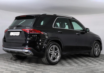 Подержанный автомобиль Mercedes-Benz GLE 2021 года (5 фото)