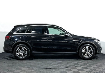 Подержанный автомобиль Mercedes-Benz GLC Coupe 2020 года (4 фото)