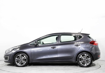 Подержанный автомобиль Kia Ceed Hatchback 2016 года (3 фото)