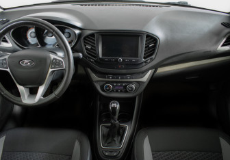 Подержанный автомобиль LADA (ВАЗ) Vesta Sedan 2022 года (11 фото)