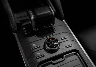 Подержанный автомобиль Jetour T2 2024 года (18 фото)