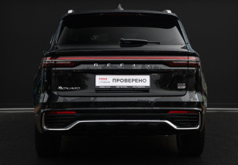 Подержанный автомобиль Geely Monjaro 2024 года (6 фото)