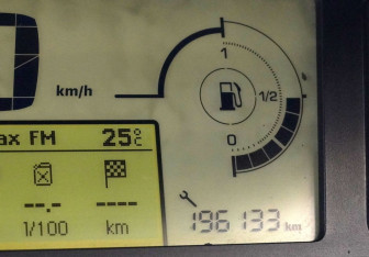 Подержанный автомобиль Citroen C4 Picasso 2011 года (14 фото)