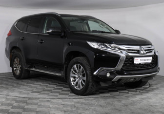 Подержанный автомобиль Mitsubishi Pajero Sport 2018 года (2 фото)