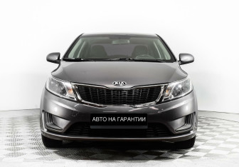 Подержанный автомобиль Kia Rio Sedan 2014 года (2 фото)