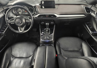 Подержанный автомобиль Mazda CX-9 2018 года (10 фото)