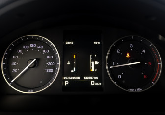 Подержанный автомобиль Land Rover Freelander 2013 года (13 фото)