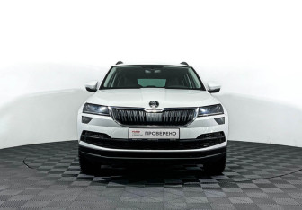 Подержанный автомобиль Skoda Karoq 2020 года (2 фото)