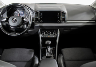 Подержанный автомобиль Skoda Karoq 2020 года (11 фото)