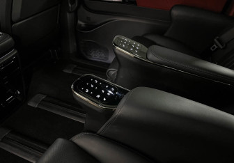 Подержанный автомобиль GAC M8 2024 года (21 фото)