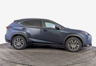 Подержанный автомобиль Lexus NX 2015 года (4 фото)