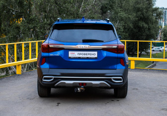 Подержанный автомобиль Kia Seltos 2022 года (5 фото)