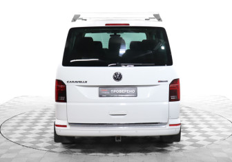 Подержанный автомобиль Volkswagen Caravelle 2021 года (6 фото)