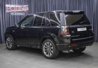 Подержанный автомобиль Land Rover Freelander 2013 года (7 фото)
